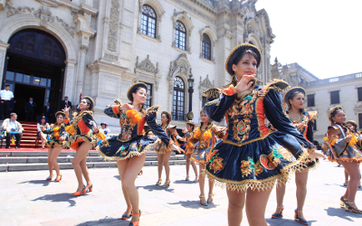    Carnaval de Juliaca fue presentado  en Palacio de Gobierno