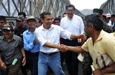 Jefe de Estado inauguró el restaurado  puente Quiroz que colapsó por aluvión   