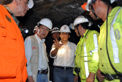 Presidente Ollanta Humala supervisa personalmente rescate de mineros atrapados