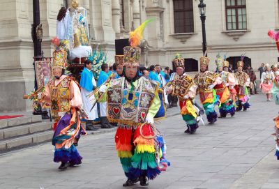Presentan en Palacio de Gobierno festividad  de la Virgen Asunta de Calca