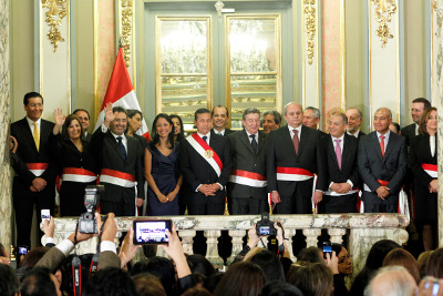 Presidente Ollanta Humala tomó juramento a nuevo Presidente del Consejo de Ministros Dr. Juan Jiménez Mayor 