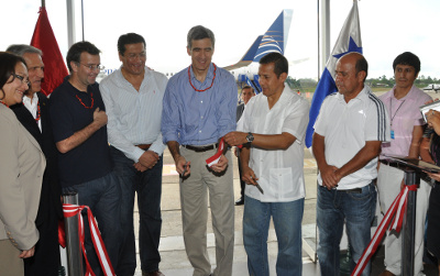Jefe de Estado dio la bienvenida a vuelo aéreo inaugural que une a Iquitos con Panamá
