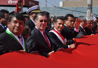 Mandatario participó en Ceremonia por el 132º Aniversario de la Batalla de Arica y el Día de la Bandera
