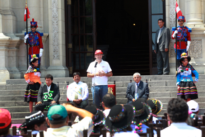 Presentaron Semana Santa Huancavelica 2012 en  patio de honor de Palacio de Gobierno