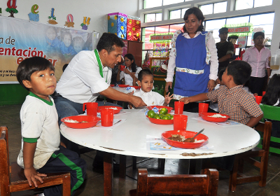 Presidente Ollanta Humala inició programa de almuerzos escolares