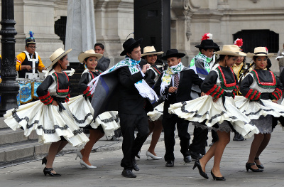 Mandatario presidió acto por 