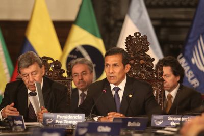 Discurso del Presidente de la República, Ollanta Humala Tasso, al término de la reunión extraordinaria de la UNASUR Discurso del Presidente de la República, Ollanta Humala Tasso, al término de la reunión extraordinaria de la UNASUR