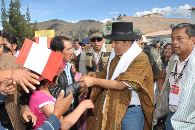 Jefe de Estado inauguró 8 proyectos de electrificación rural en Ayacucho