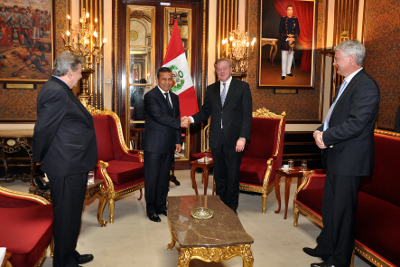 Presidente Ollanta Humala  - Hans Jurgen Beerfeltz.